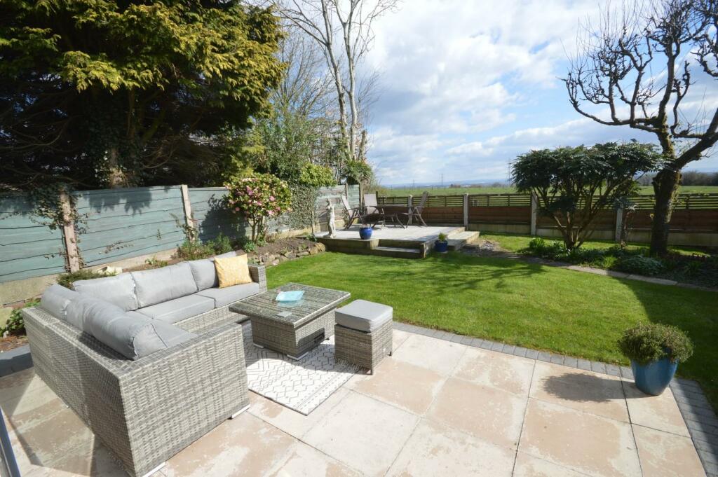 Outside - Rear Garden
