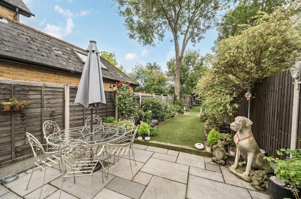 1343950-15-68b9a9...