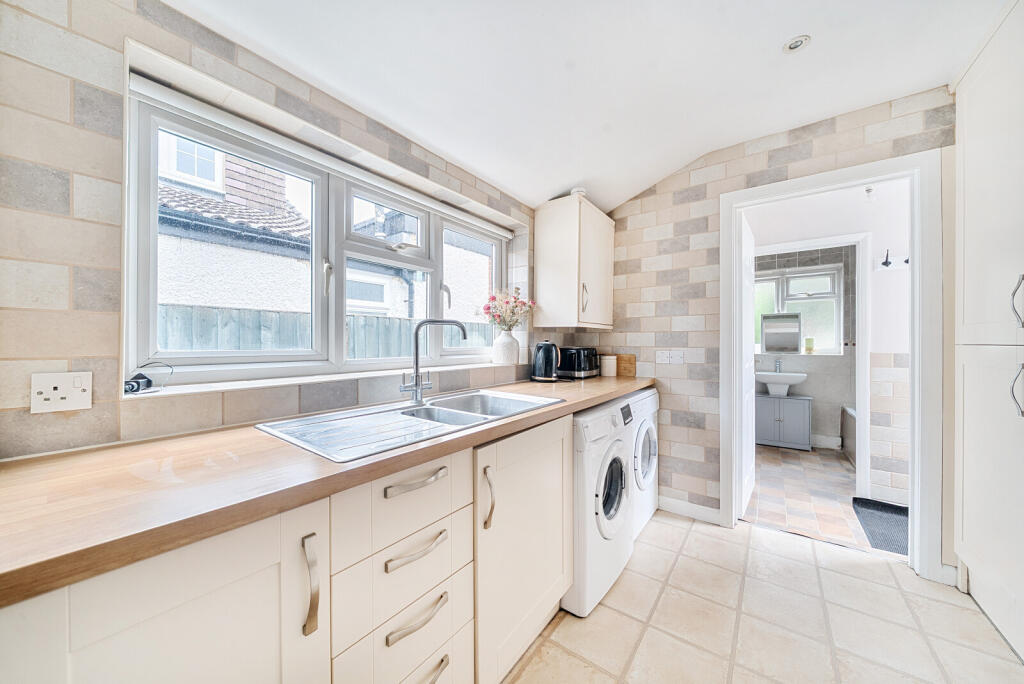 1302009-19-68417a...