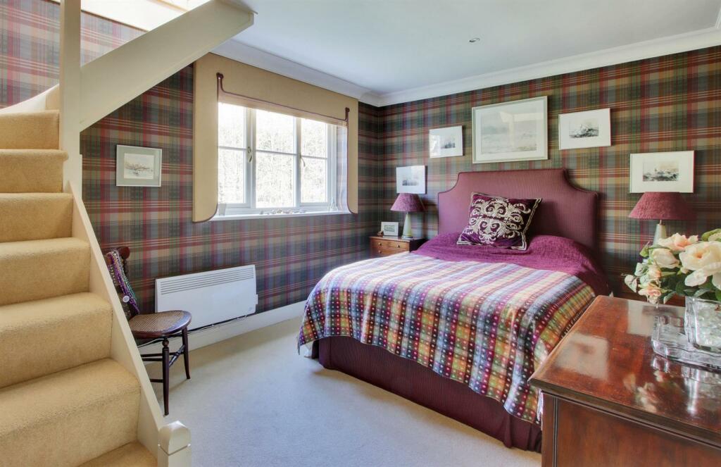 Maroon Bedroom E.jpg