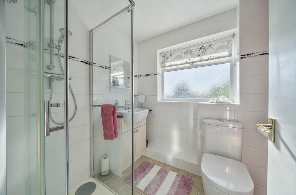 1348387-10-68bb10...