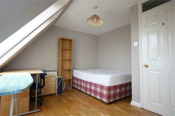 bedroom 1.jpeg