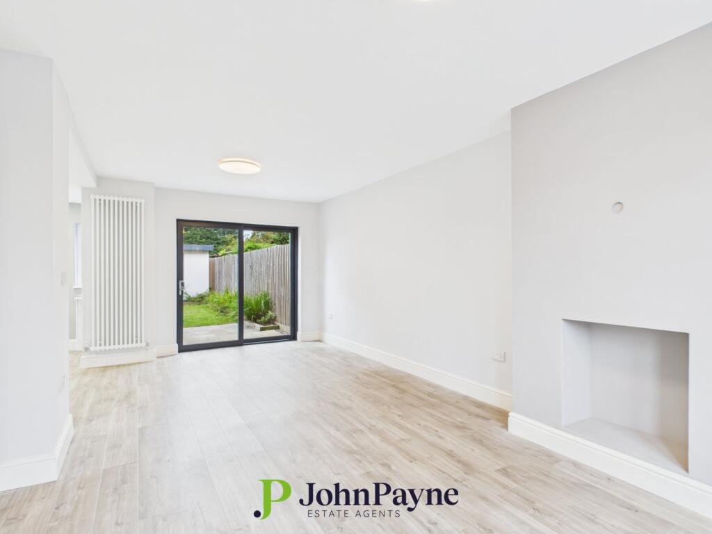 Lving / Dining Room