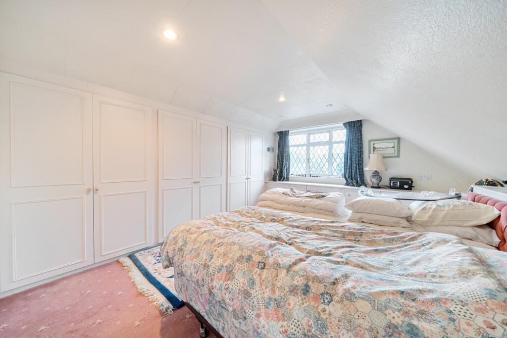 1375543-16-690a26...