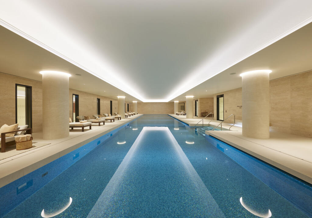 Pool_Area_0234 (3).jpg