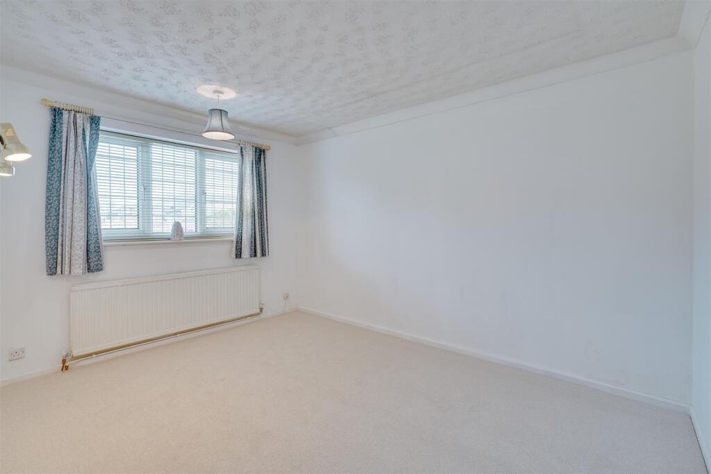 15 Elliott Cl, Newmarket--16.jpg