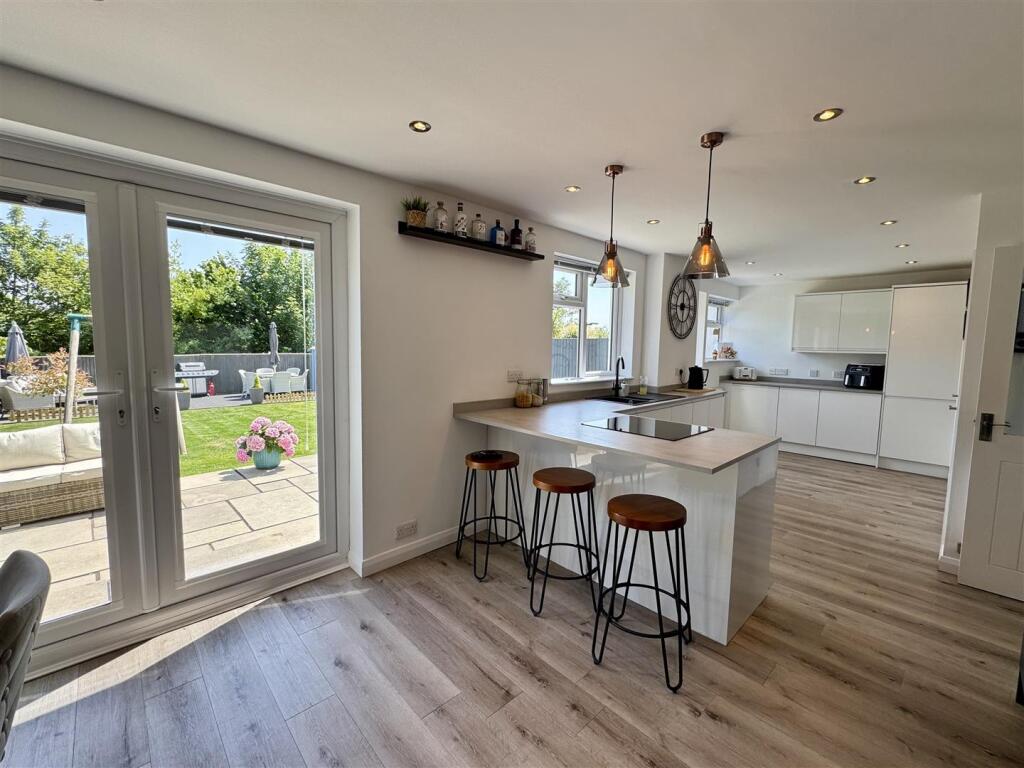 Open Plan Kitchen Dining Room