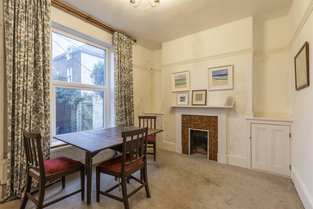 Drawing Room / Bedroom 4