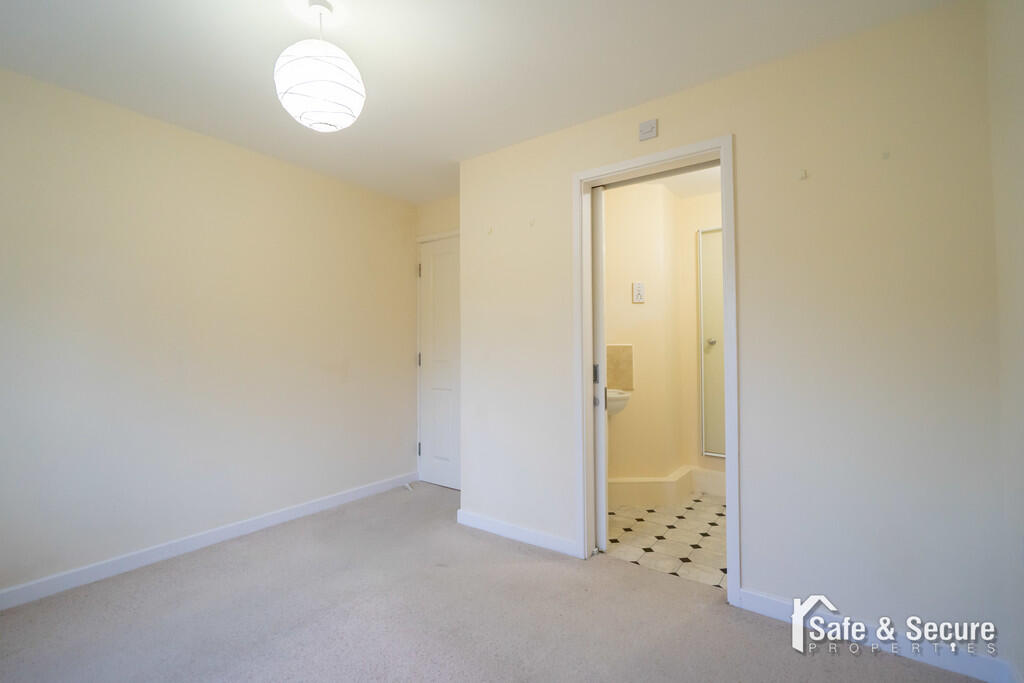 12 Belmont Court-...