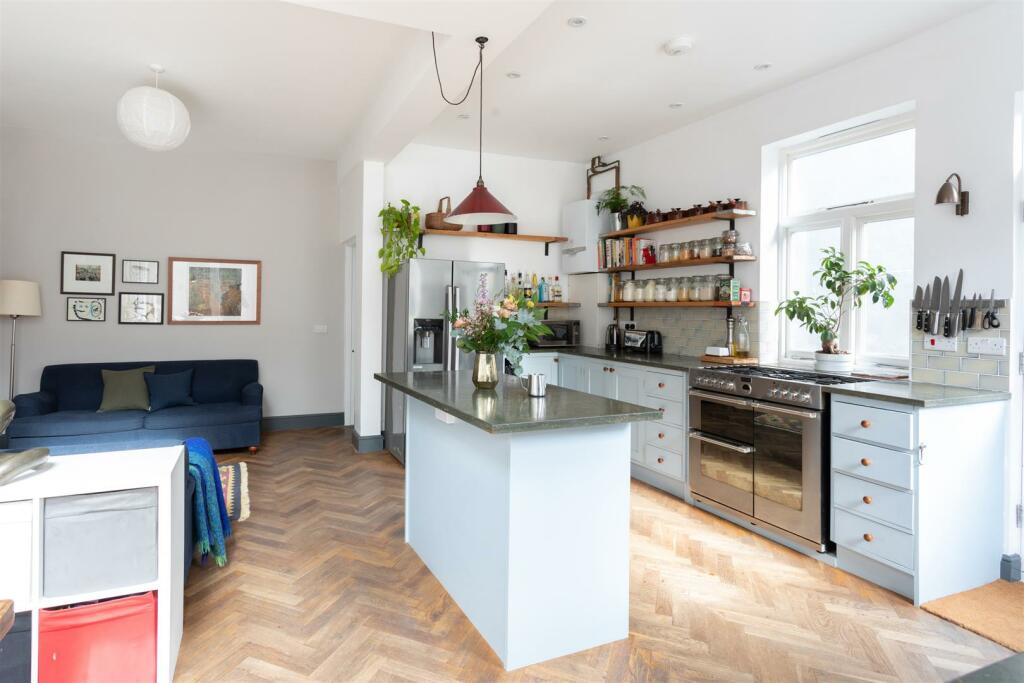 23 Fletcher Lane-08.jpg