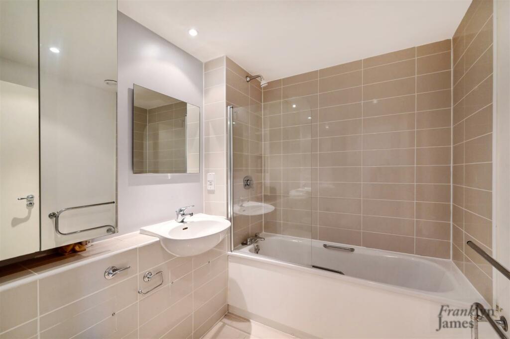 Vanguard-Building (11).jpg