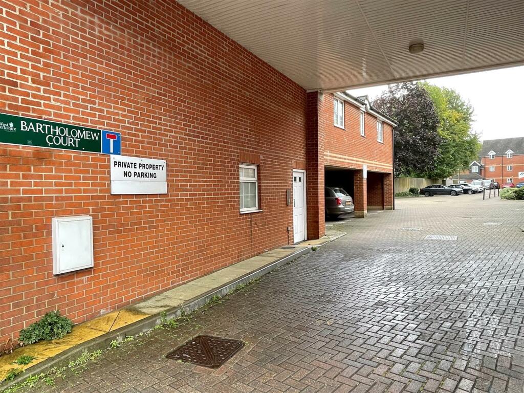 Entrance 1.JPG