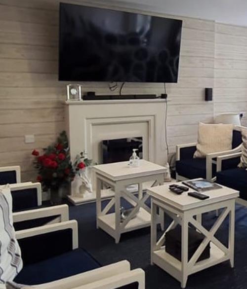 Lounge Area.jpg
