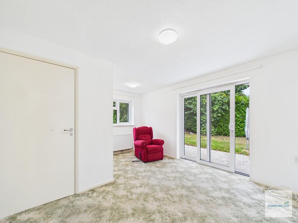 CAM03394G0-PR0370...