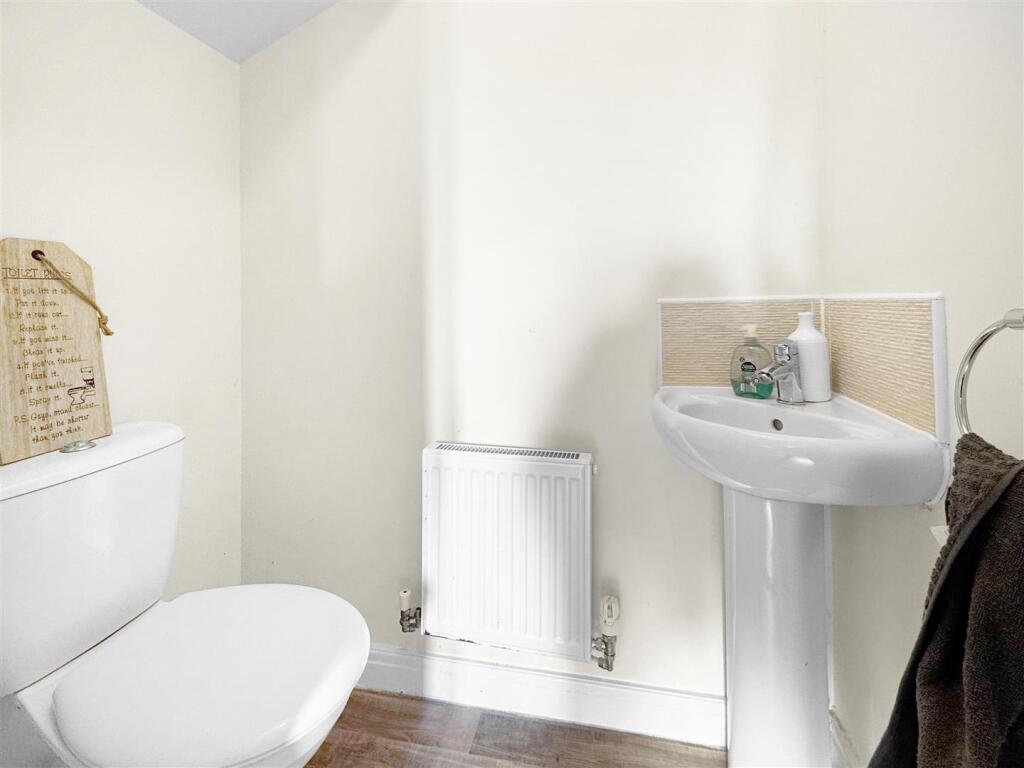 Ground Floor Wc