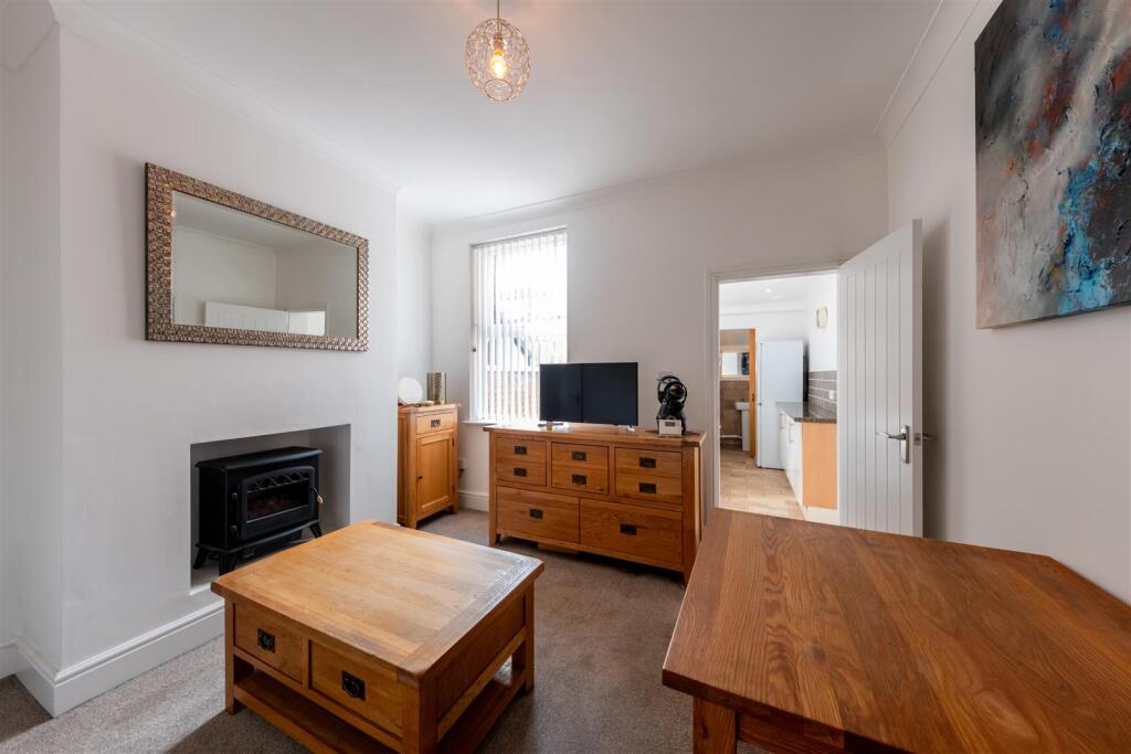 36 Regent Street-005.jpg