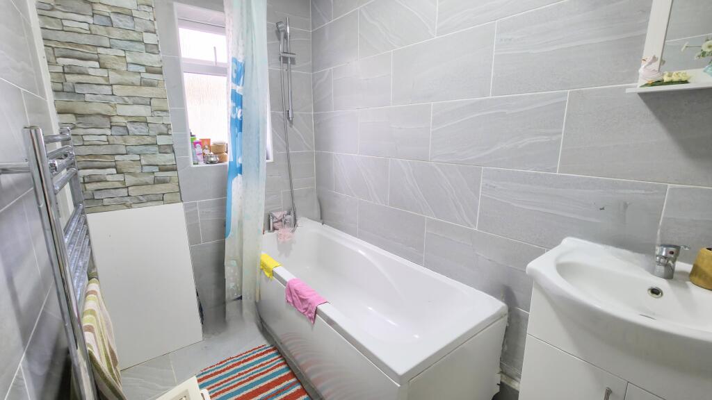 Ground floor Bathroom