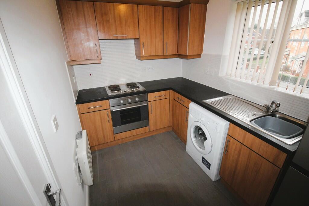 Kitchen (d)