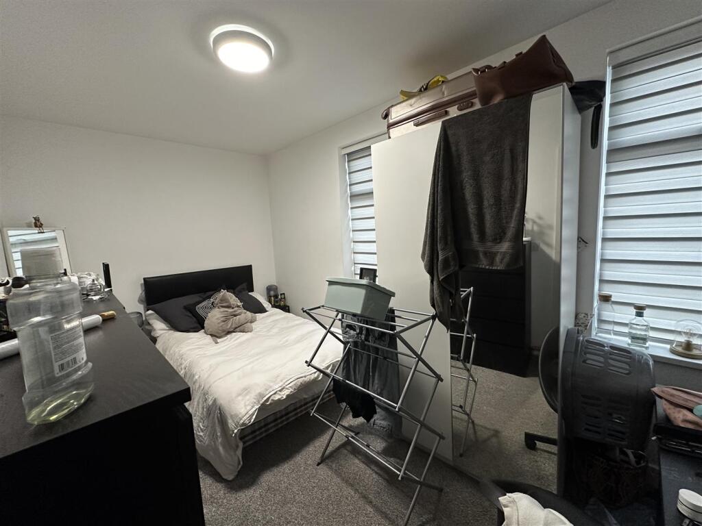 17eg.room4.JPG