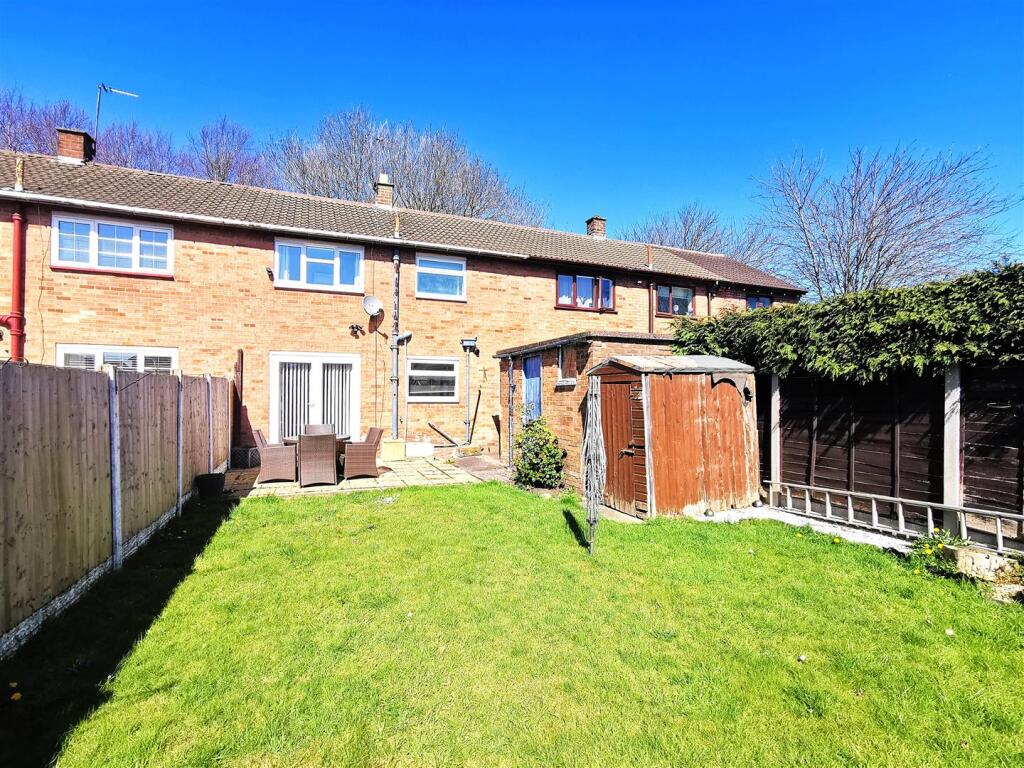 rear garden 2.jpg