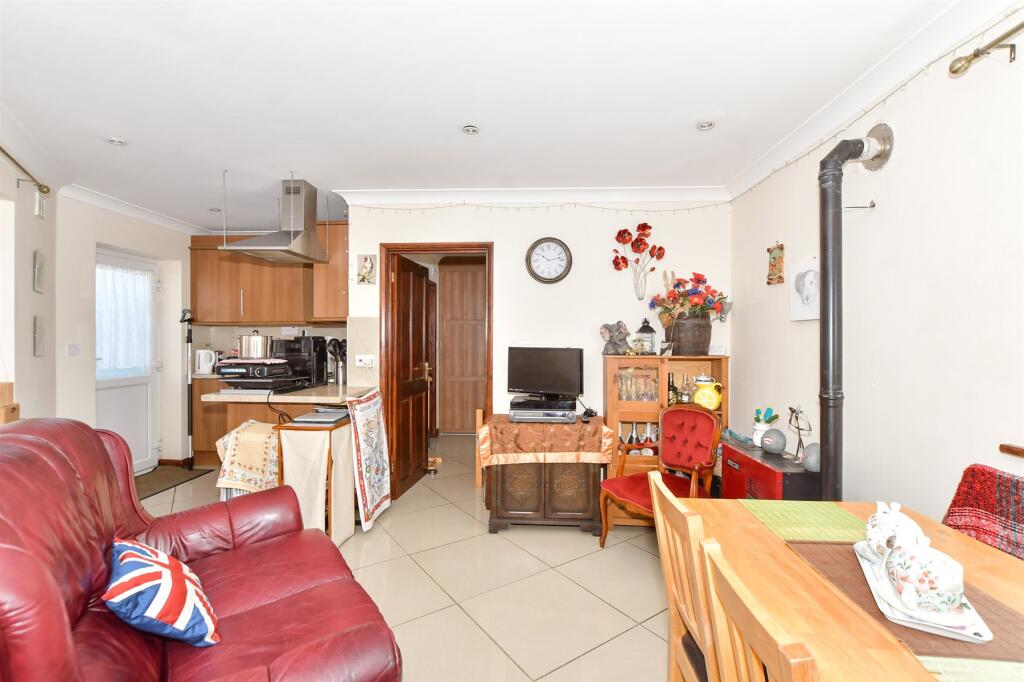 Annexe Lounge/Kitchen