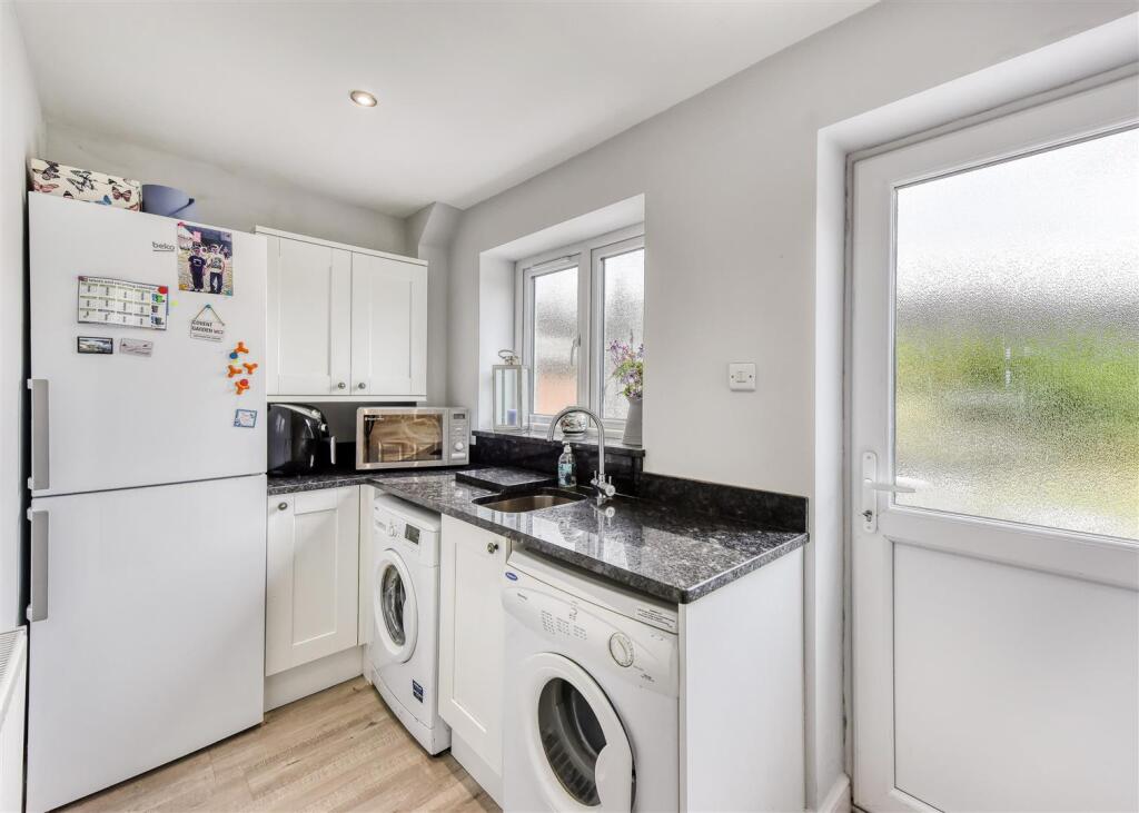 16 Rudge Road-laundry.jpg