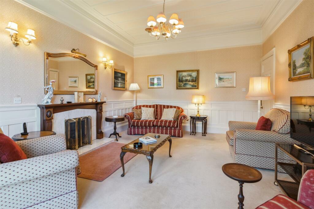 YATES HELLIER - 21 Larch Road (19 of 45).jpg