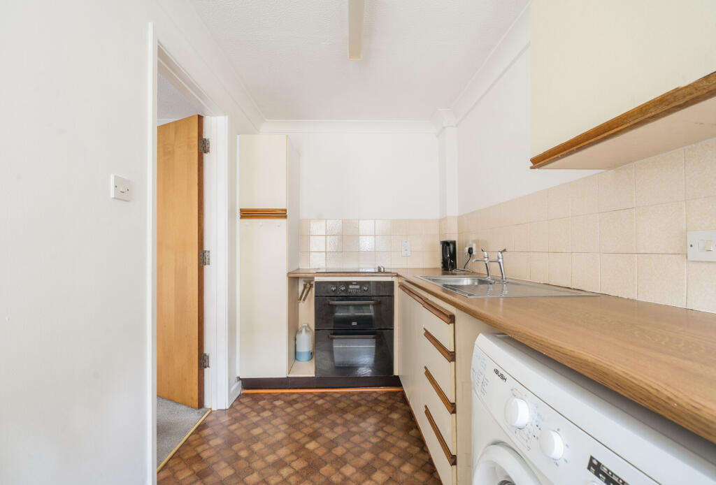 1354375-4-68c15c2...