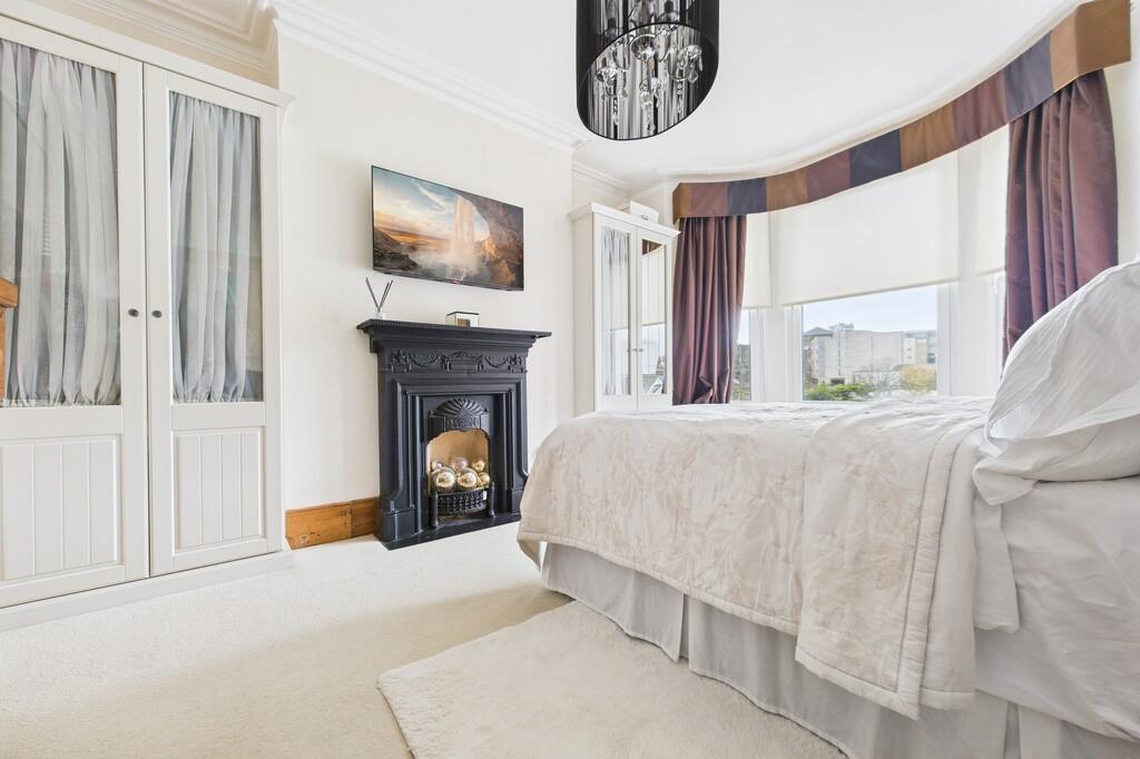 CAM01085G0-PR0663...