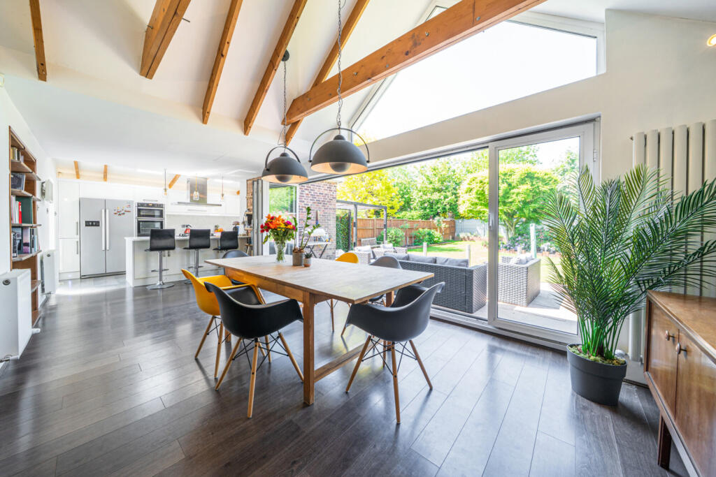 13-682450fc2fc1f-...