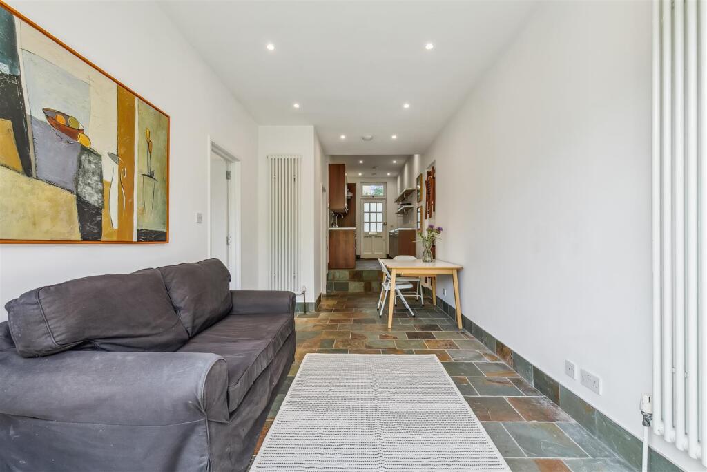 Prebend Gardens, W4 - FOR SALE