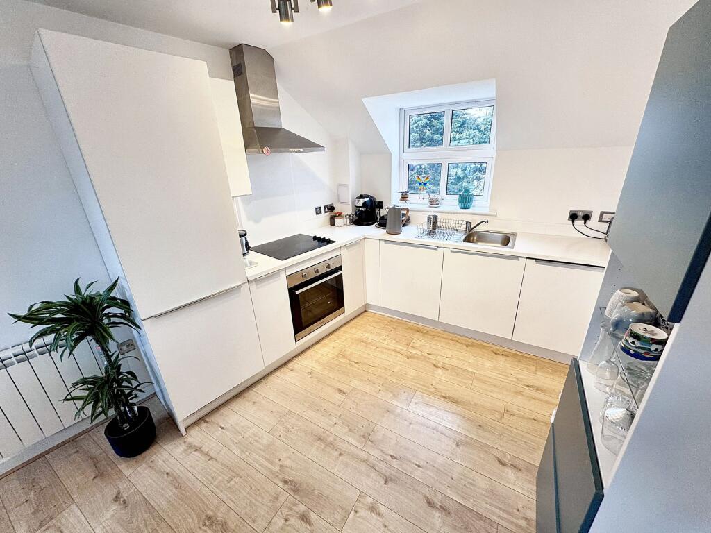 Lounge / Diner / Kit