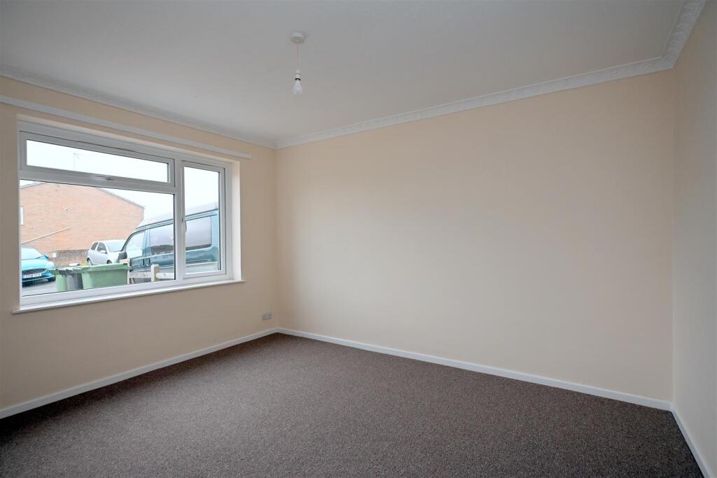 Reception Room Optional Ground Floor Bedroom 5.JPG