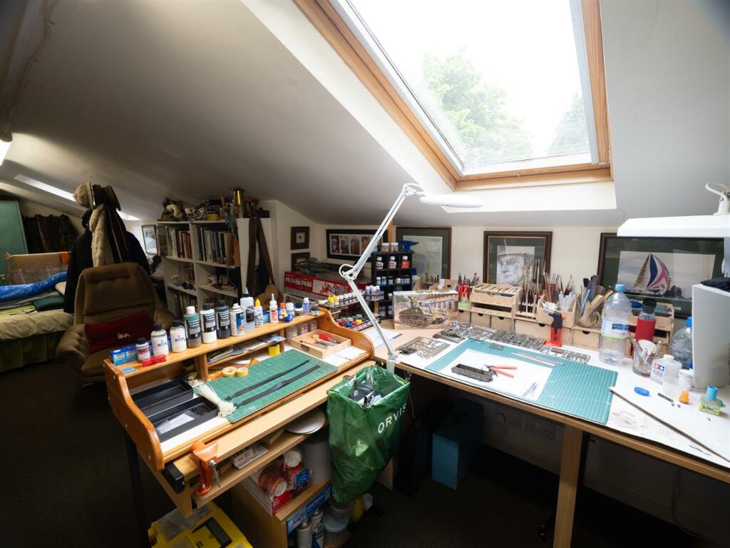 LOFT