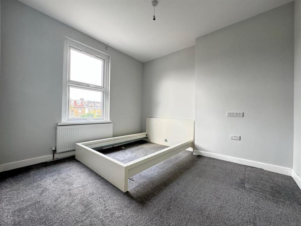 IMG-20250925-WA00...