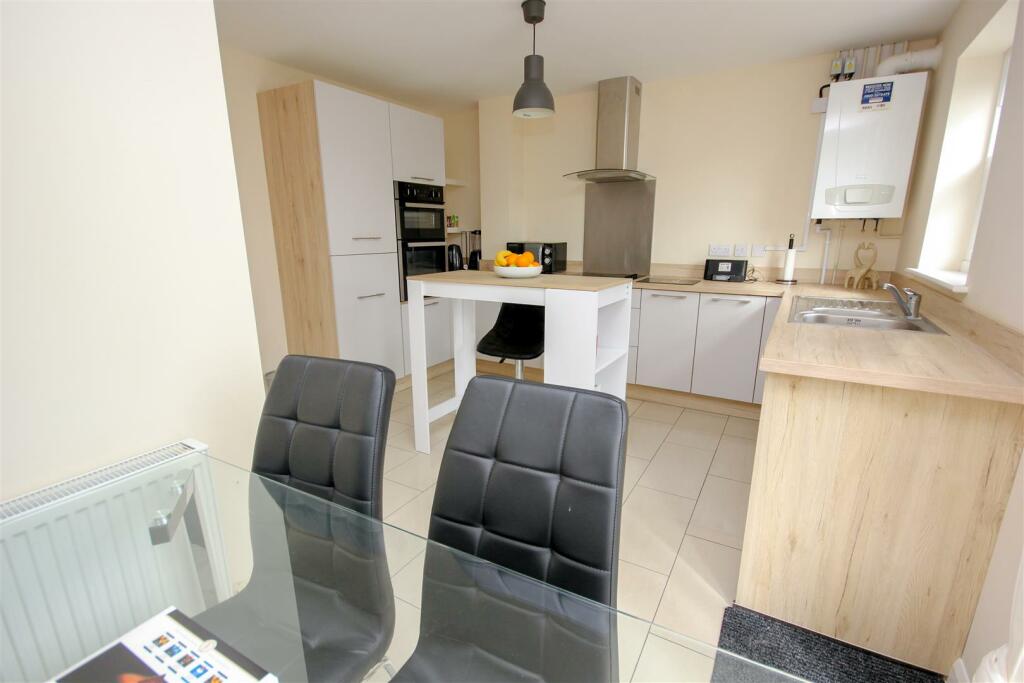 Dining Kitchen.jpg