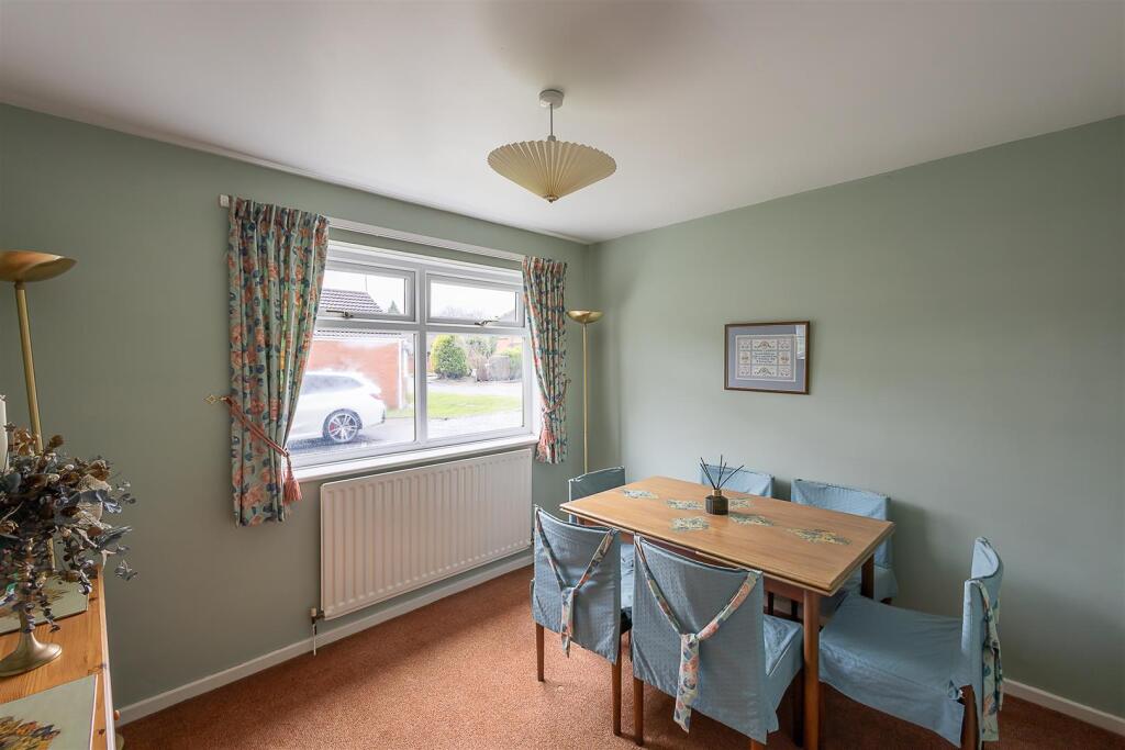 Bedroom / Dining Room