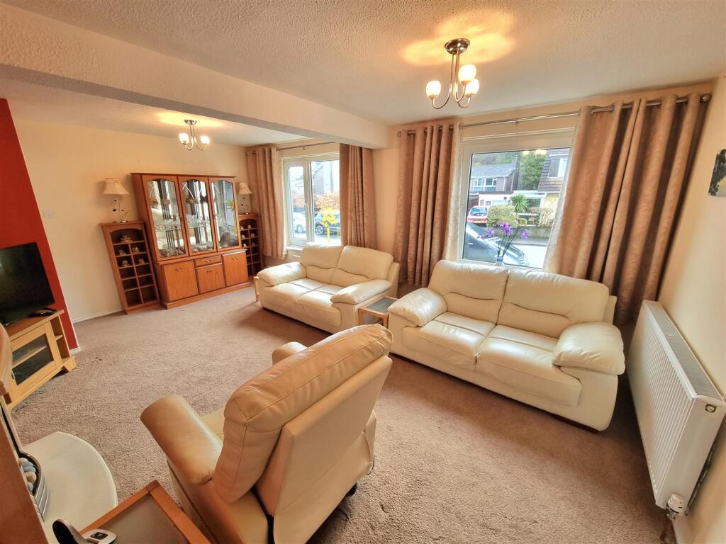 Sitting room.jpg