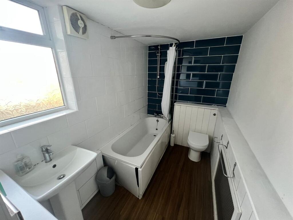 Ground Floor Bathroom