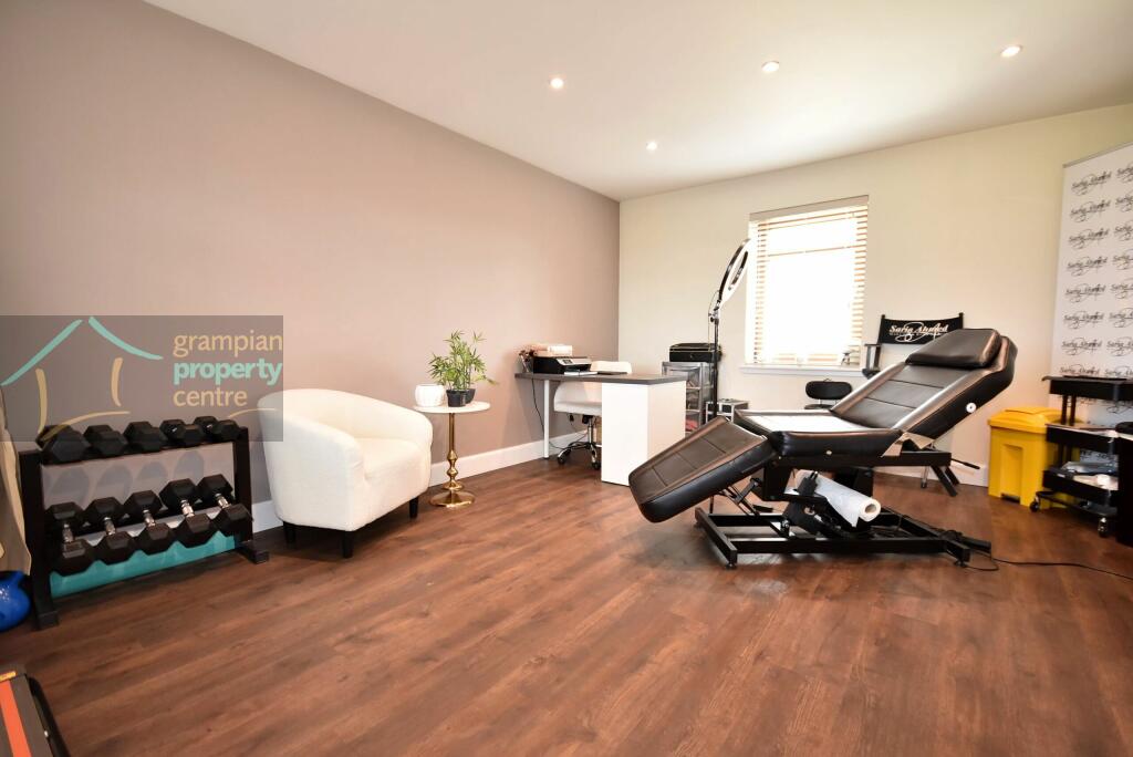 ground floor bedroom 