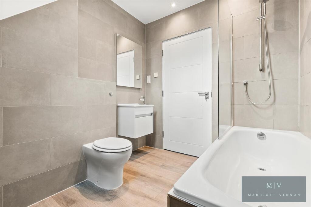 Brighton Road 218 5 MV-3.jpg