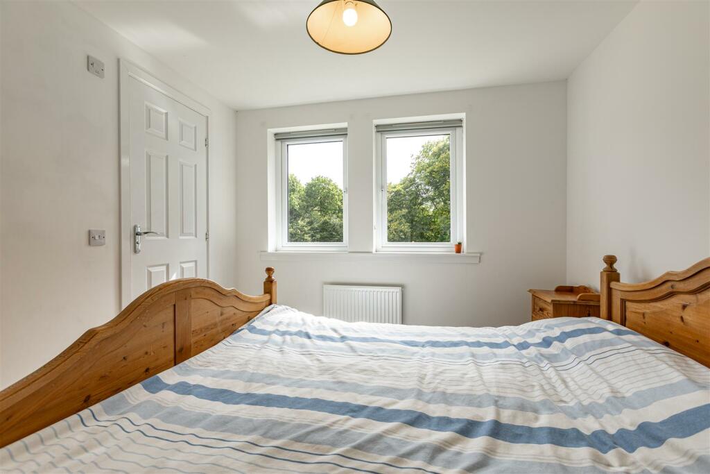 38 Knoll Park Galashiels 36.JPG