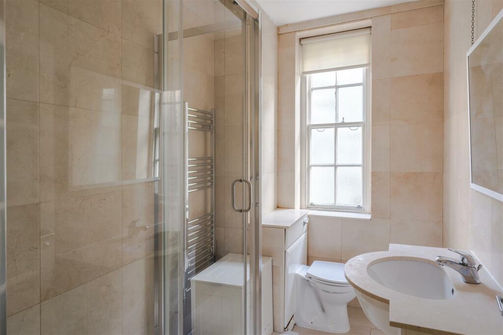 15 Goodwood Court-8.jpg
