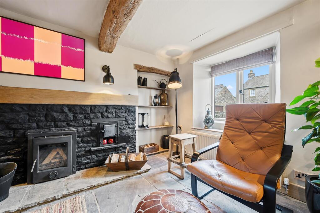 Saxton Mee Well Yard 0023.jpg