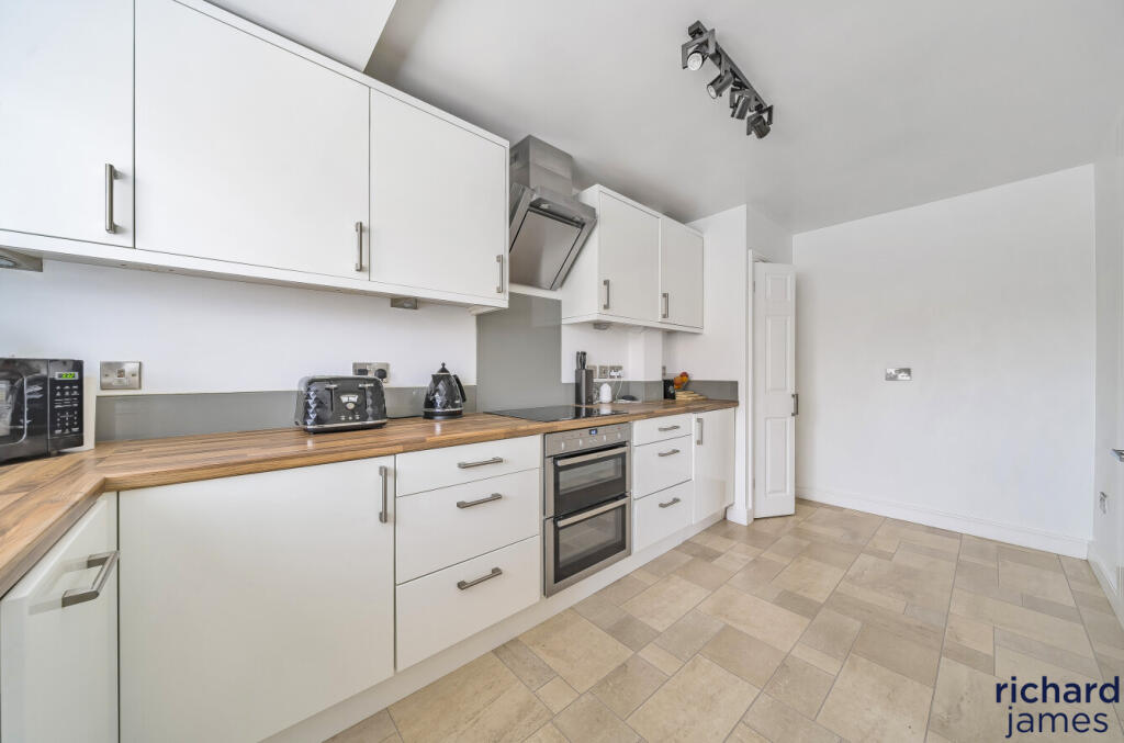 10c8d0448c514fd0aa1b367c91ae3504