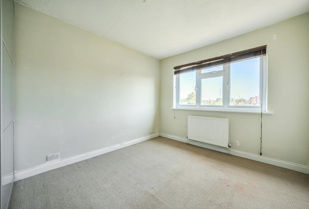 1333839-4-6899f69...