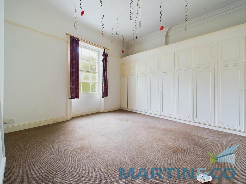 CAM01870G0-PR0155...