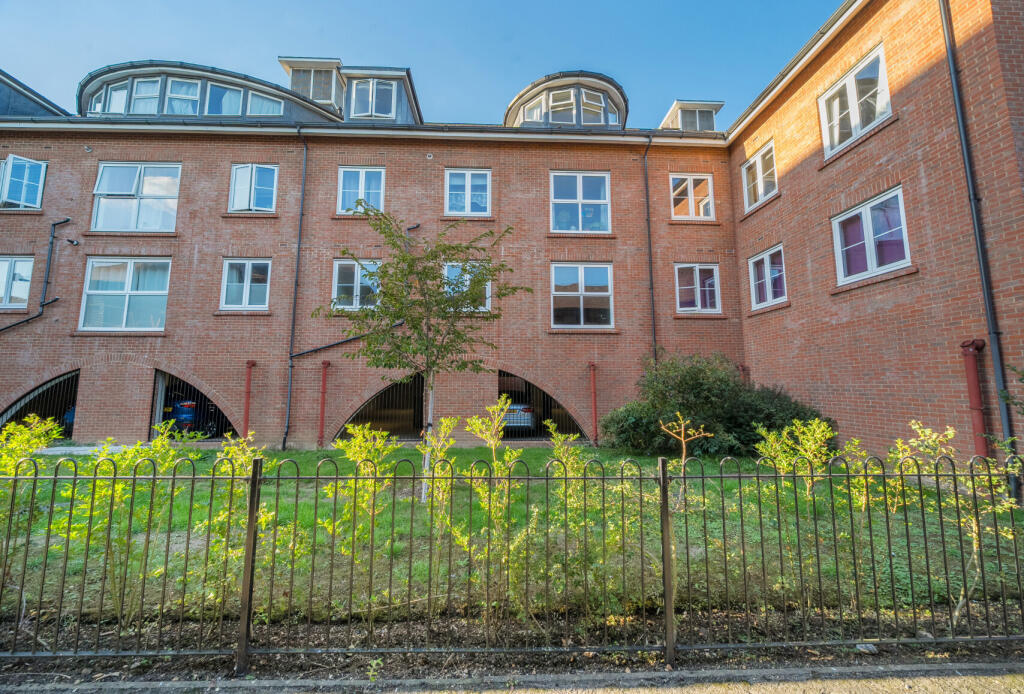 1358227-19-68d19b...