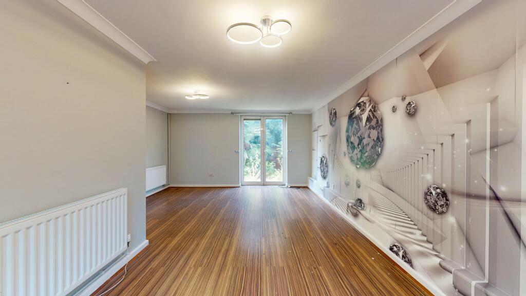 118 Covelees Wall, Winsor Park Estate, Beckton, London, E6 6WF