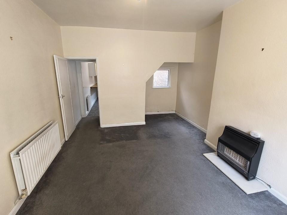 LIVINGROOM.jpg